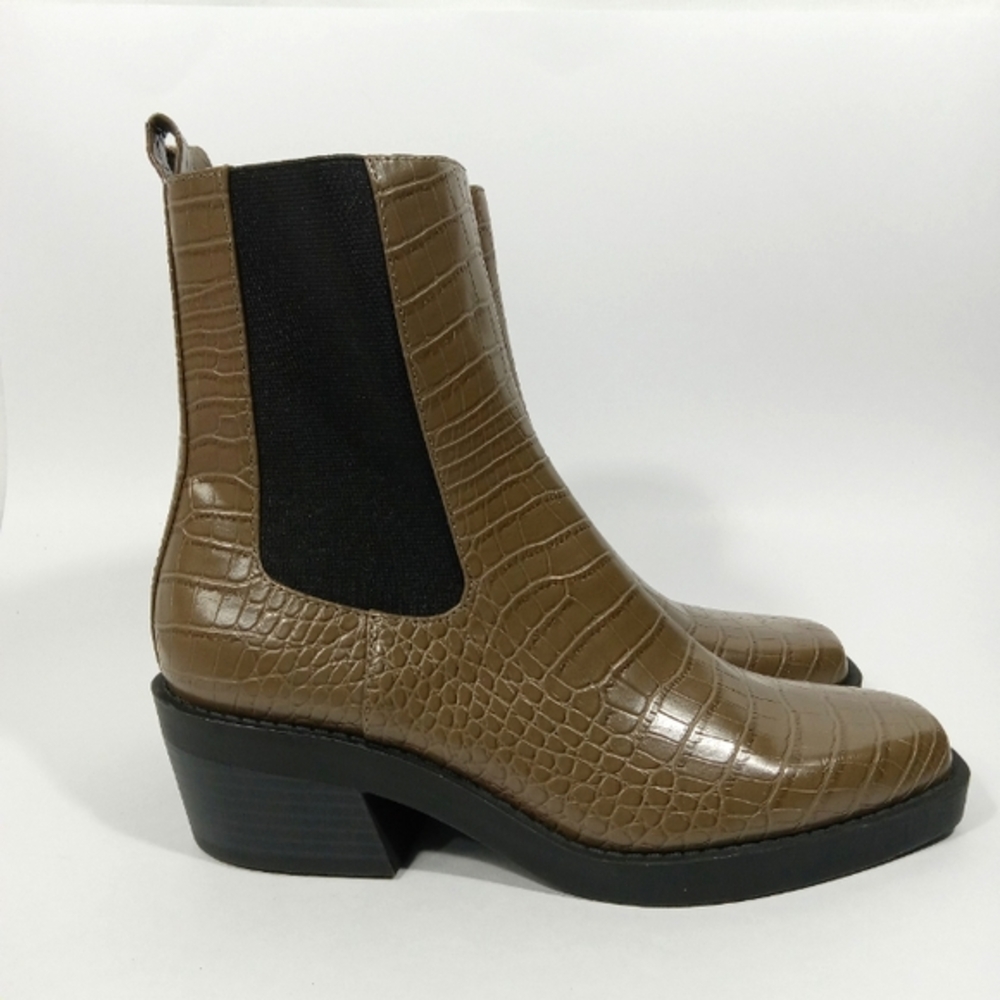OPEN EDIT Ayla Chelsea Forest Green Brown Croc Print Ankle Boot Women Size 6.5 M